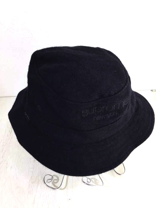 Supreme（シュプリーム） ロゴ刺繍 ウールバケットハット メンズ 帽子
