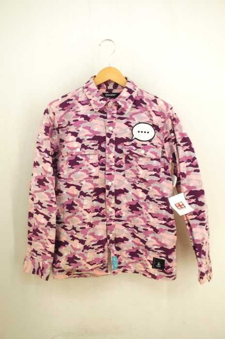 CUNE（キューン） ワッペンデザインカモフラ柄シャツ メンズ トップス