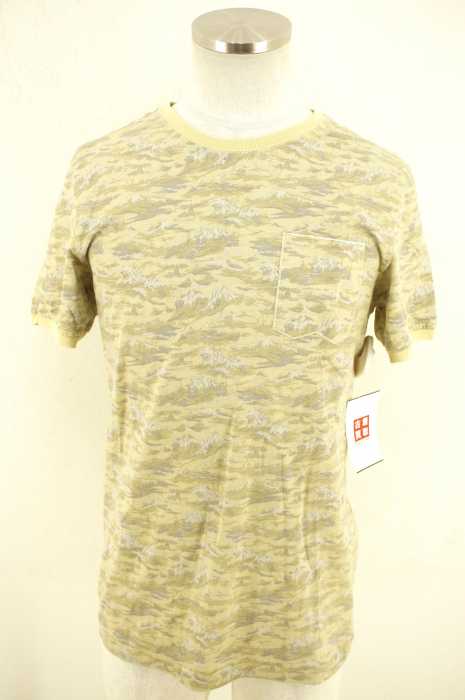 Barbour ×　White Moutaineering (バブアーホワイトマウンテニアリング) 総柄Tシャツ メンズ トップス