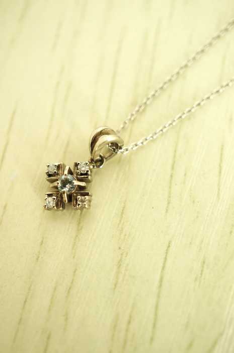 agete (アガット) K10ダイヤモンドクロスネックレス レディース アクセサリー