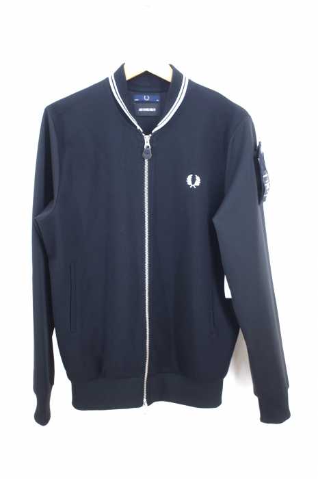ART COMES FIRST × FRED PERRY（アートカムズファースト × フレッドペリー） TIPPED TRACK JACKET メンズ アウター