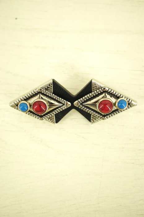 TOGA VIRILIS (トーガビリリース) Motif pin 1 red ピン メンズ アクセサリー