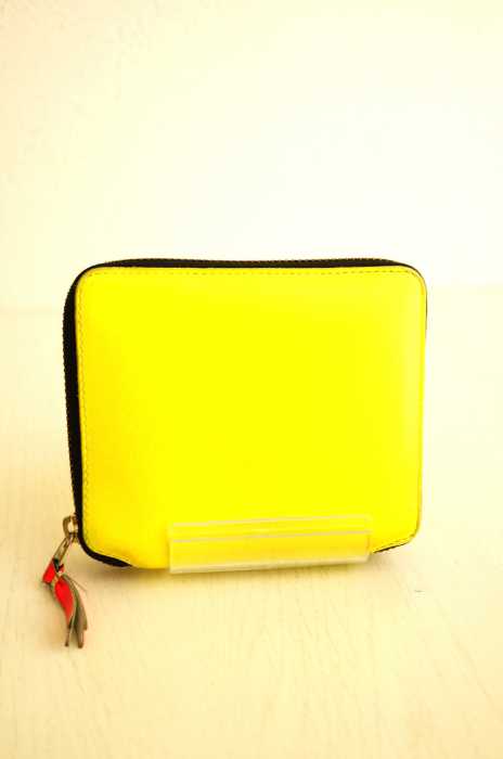 COMME des GARCONS （コムデギャルソン） SA2100 SUPER FLUO YELLOW ラウンドジップウォレット メンズ 財布・ケース