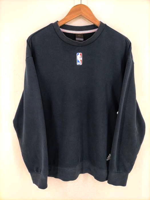adidas（アディダス） NBA ロゴ刺繍スウェット メンズ トップス