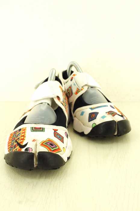 NIKE　×　LIBERTY　（ナイキ　×　リバティー） 総柄　AIR LIFT スニーカー レディース シューズ