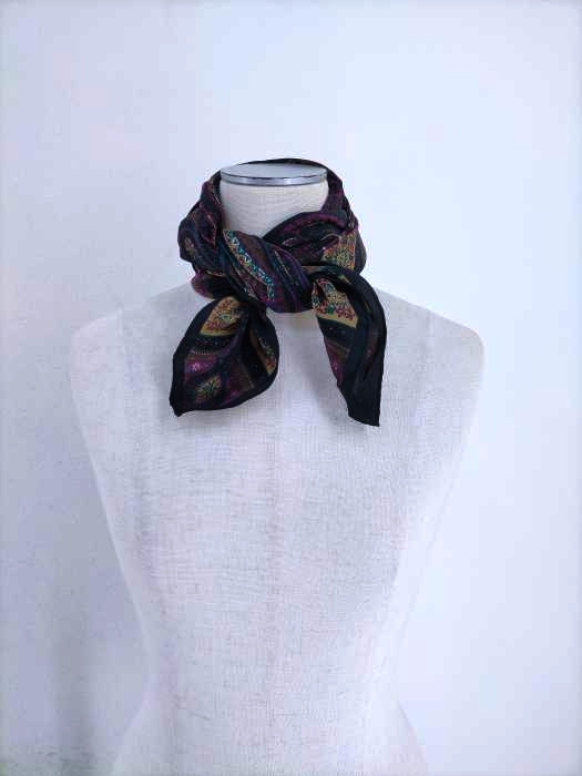 Yves Saint Laurent（イヴサンローラン） 総柄スカーフ レディース ファッション雑貨