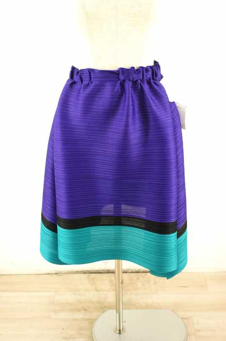 PLEATS PLEASE ISSEY MIYAKE （プリーツプリーズイッセイミヤケ） トリカラーサイドボタンフレア レディース スカート