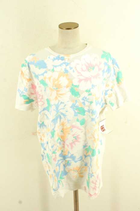 Mikiosakabe（ミキオサカベ） 花柄プリントTシャツ レディース トップス