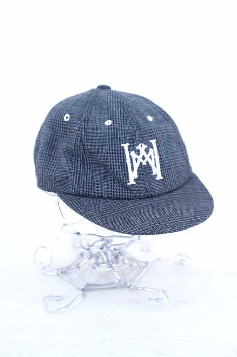 WHITE MOUNTAINEERING（ホワイトマウンテニアリング） 刺繍  グレンチェック柄6パネルキャップ メンズ 帽子
