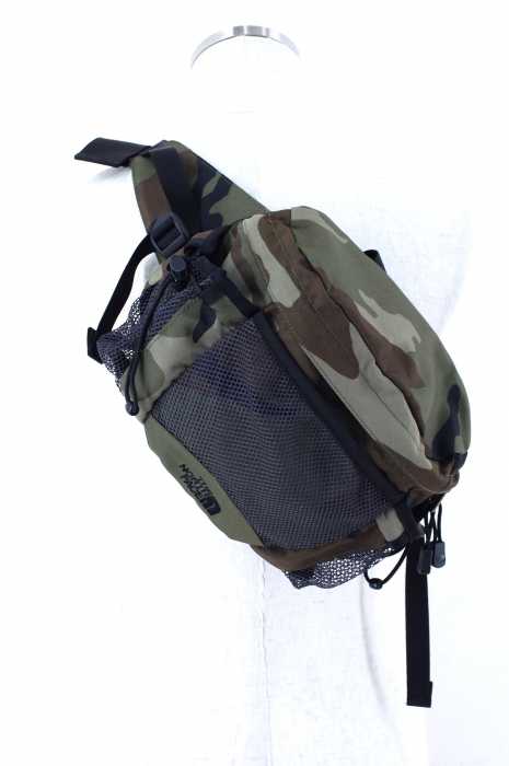 THE NORTH FACE （ザノースフェイス） カモ柄ウエストバッグ　ショルダーバッグ メンズ バッグ