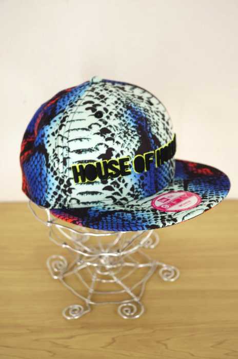 HOUSE OF HOLLAND×NEW ERA(ハウスオブホランドニューエラ) 総柄6パネルスナップバックキャップ レディース 帽子