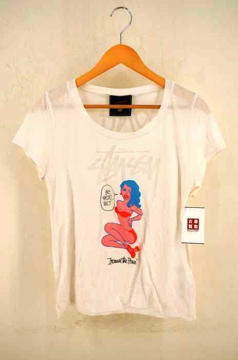 Stussy Women × SLY（ステューシーウィメン スライ） プリントクルーネックTシャツ レディース トップス