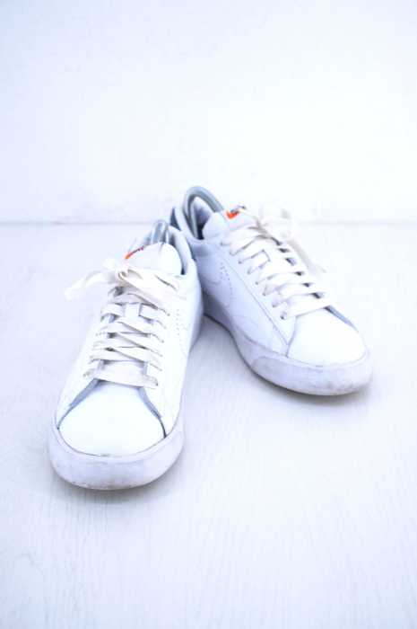 NIKE × fragment design（ナイキ） TENNIS CLASSIC FRAGMENT SP レディース シューズ