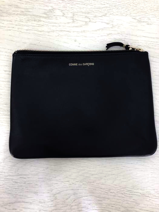 COMME des GARCONS（コムデギャルソン） ブランドロゴ　ジップレザーポーチ メンズ ファッション雑貨