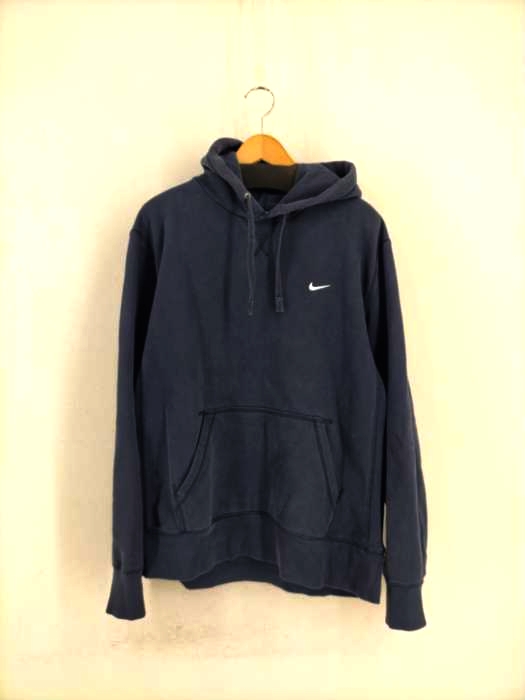 NIKE（ナイキ） スウォッシュ刺繍プルオーバーパーカー メンズ トップス