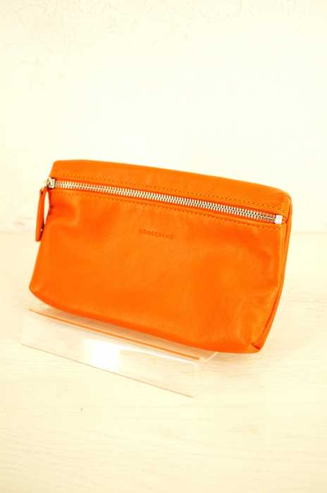 LONGCHAMP（ロンシャン） レザーポーチ レディース 財布・ケース