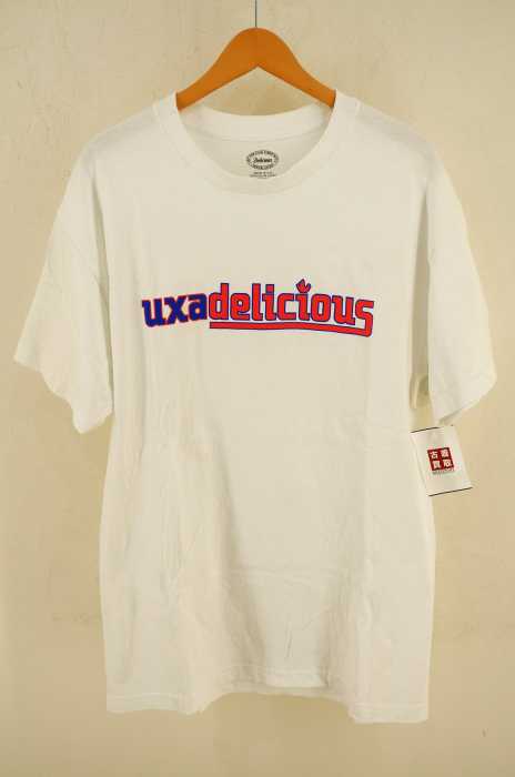 Delicious（デリシャス） プリントクルーネックTシャツ メンズ トップス