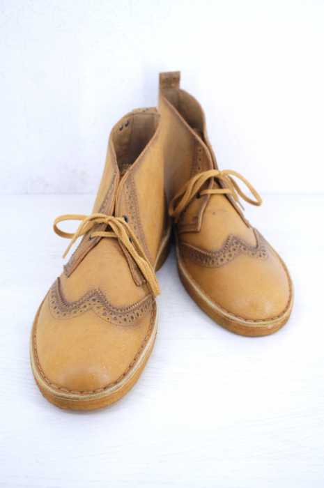 Clarks（クラークス） ウイングチップチャッカブーツ メンズ シューズ