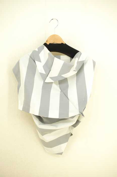 ISSEY MIYAKE(イッセイミヤケ) 132.5 collection 16SS 台形モチーフ ストライプ柄 変形アシンメトリープルオーバー レディース トップス