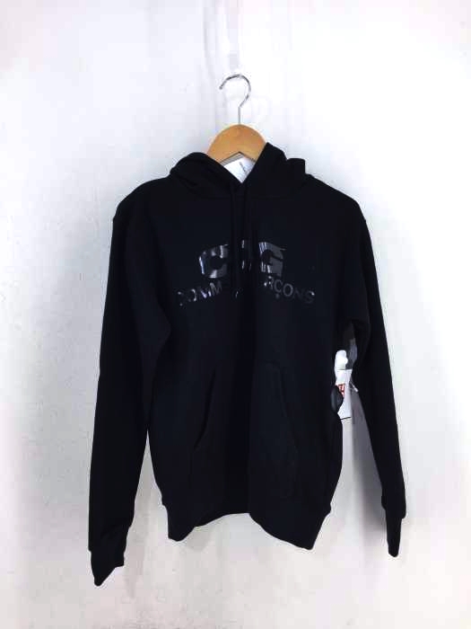 CDG COMME des GARCONS（シーディージー コムデギャルソン） AD2019 ロゴプリントプルオーバーパーカー メンズ トップス