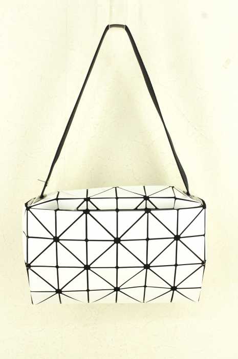 BAO BAO ISSEY MIYAKE （バオバオイッセイミヤケ） 4×6　 レディース バッグ