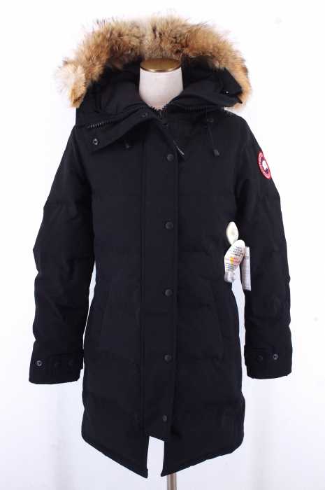 CANADA GOOSE（カナダグース） 16AW　Mackenzie　ファー付きダウンジャケット レディース アウター