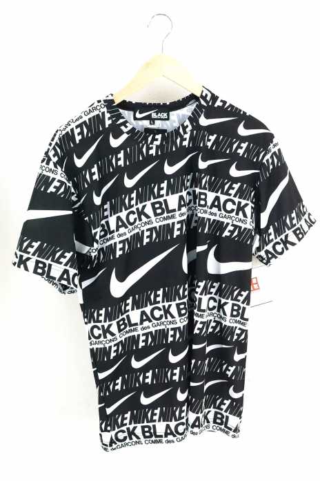 NIKE x BLACK COMME des GARCONS (ナイキブラックコムデギャルソン) 19aw スウォッシュロゴプリントTシャツ メンズ トップス