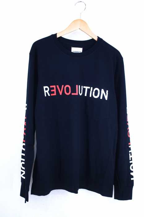 TAKAHIRO MIYASHITA The SoloIst. （タカヒロミヤシタザソロイスト） REVOLUTION プリントロングスリーブTシャツ メンズ トップス