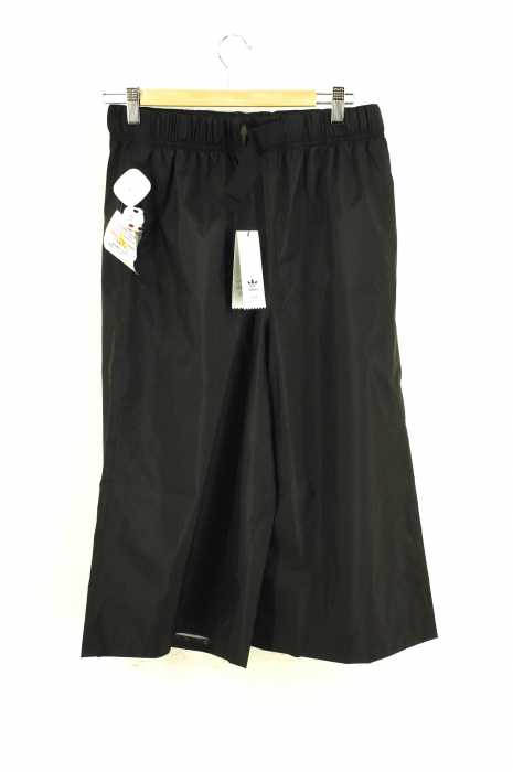 HYKE ×ADIDAS（ハイク×アディダス） HALF　PANTS レディース パンツ