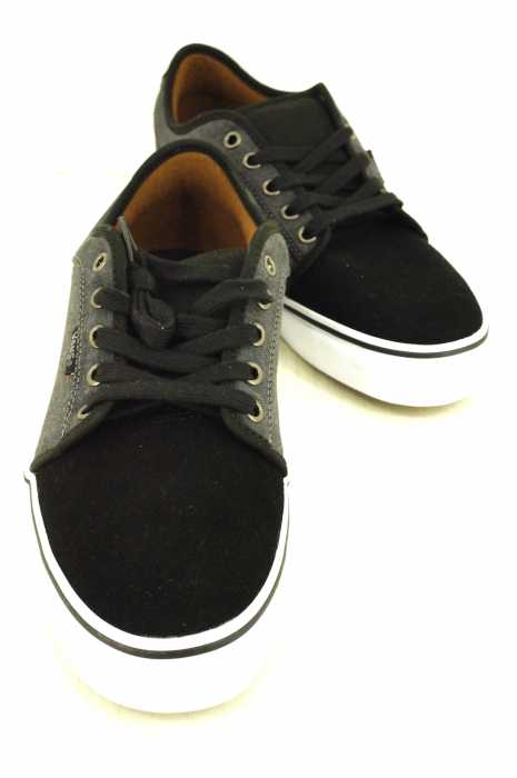 VANS （バンズ） CHUKA LOW PRO ローカットスニーカー メンズ シューズ