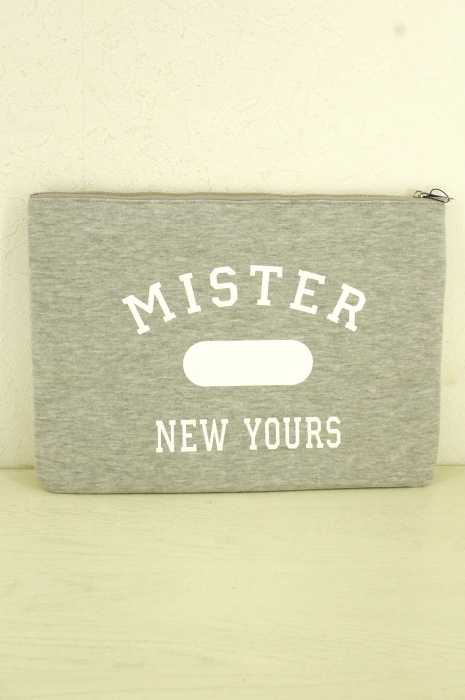 MR.GENTLEMAN × Champion （ミスタージェントルマン × チャンピオン） SWEAT CLUTCH MISTER COLLEG メンズ バッグ