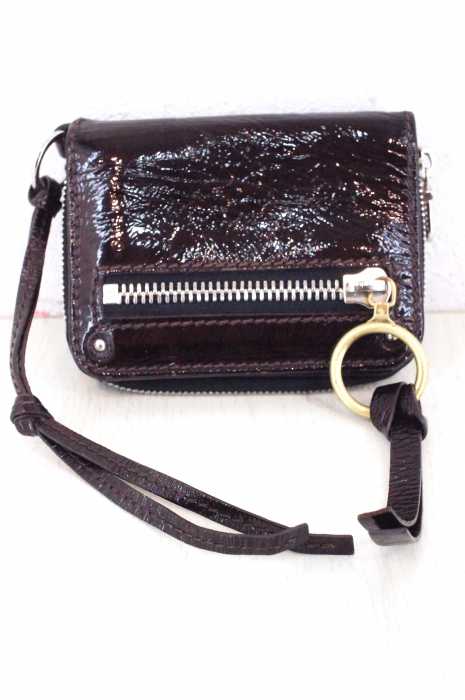 Chloe （クロエ） エナメルラウンドジップウォレット　財布 レディース ファッション雑貨