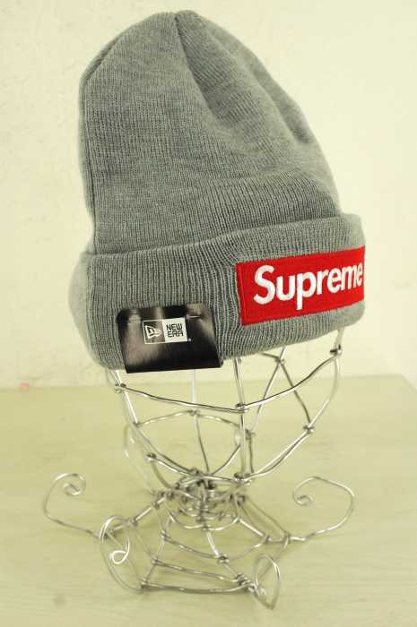 SUPREME × NEWERA (シュプリーム × ニューエラ) ロゴ ニットキャップ メンズ 帽子