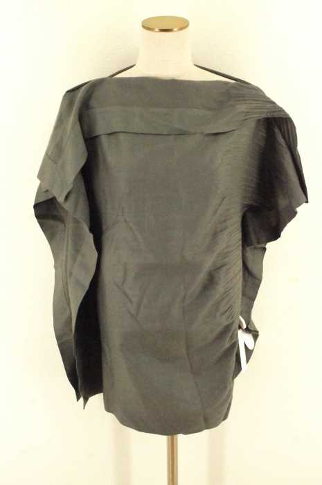 ISSEY MIYAKE（イッセイミヤケ） スクウェアプリーツ加工デザインウールチュニック レディース トップス