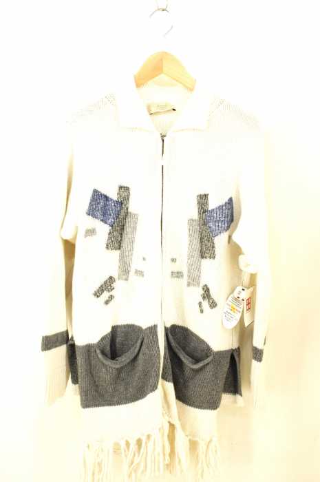 MAISON FLANEUR(メゾンフラネウール) フリンジ装飾 ニット MAISON FLANEUR(メゾンフラネウール) フリンジ装飾 ニット