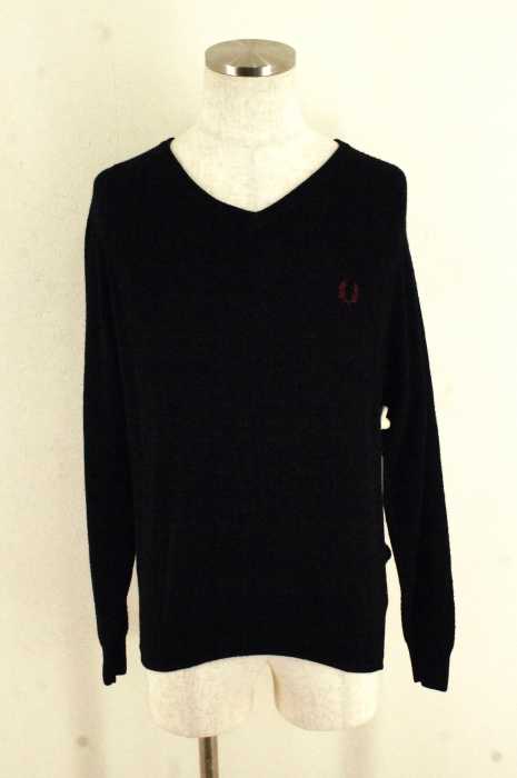 FRED PERRY （フレッドペリー） Vネックニットトップス メンズ トップス