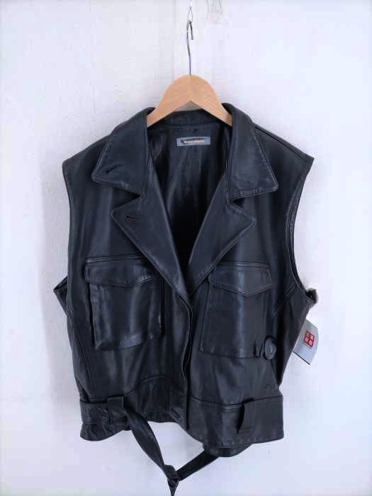 ISSEY MIYAKE（イッセイミヤケ） 80S 筆タグ ノースリーブシープレザージャケット メンズ アウター