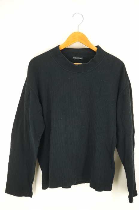 ISSEY MIYAKE（イッセイミヤケ） モックネックカットソー レディース トップス
