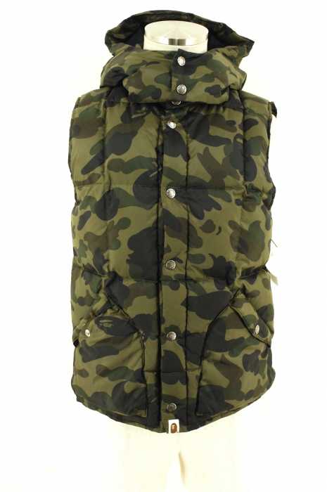 A BATHING APE （アベイシングエイプ） 1ST CAMO DOWN VEST 　ダウンベスト メンズ アウター