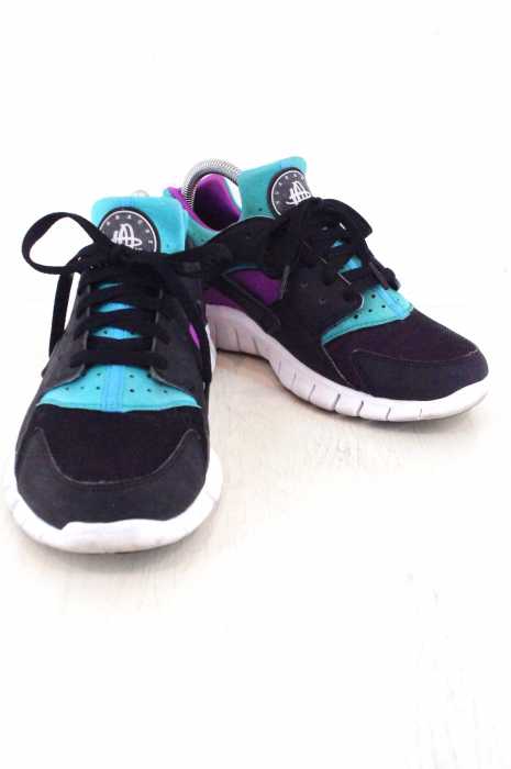 NIKE (ナイキ) HUARACHE FREE RUN ランニングシューズ レディース シューズ