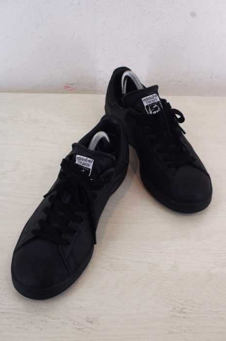 adidas originals （アディダスオリジナルス） アーティストコラボSTAN SMITH　ローカットスニーカー メンズ シューズ
