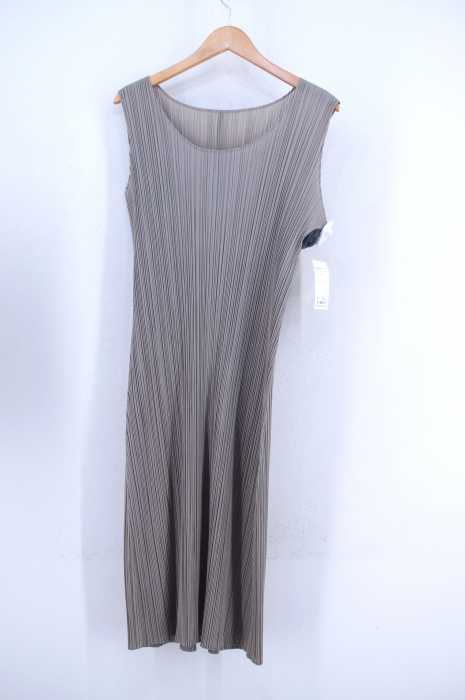 PLEATS PLEASE ISSEY MIYAKE（プリーツプリーズイッセイミヤケ） プリーツデザインワンピース レディース ワンピース