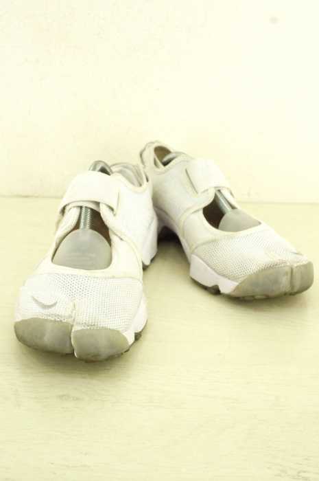 NIKE （ナイキ） AIR RIFT　スニーカー メンズ シューズ