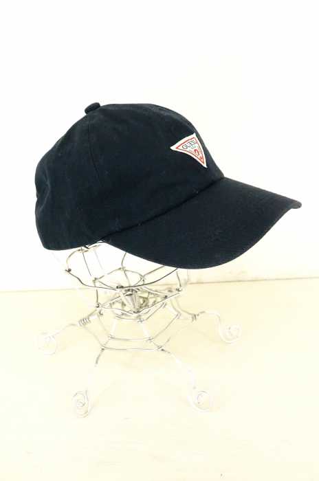 GUESS(ゲス) TRIANGLE LOGO CANVAS 6 PANEL CAP メンズ 帽子