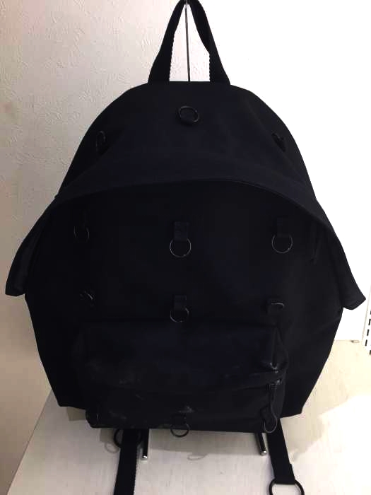 EASTPAK（イーストパック） 20SS PaddedLoop Backpack　パッド ループ バックパック メンズ バッグ