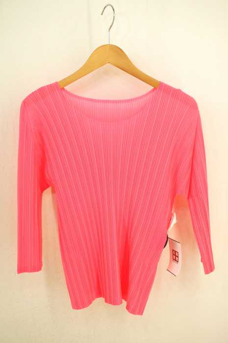PLEATS PLEASE ISSEY MIYAKE（プリーツプリーズイッセイミヤケ） 17SS raglan sleeve U neck cut-and-sew プリーツカットソー レディース トップス