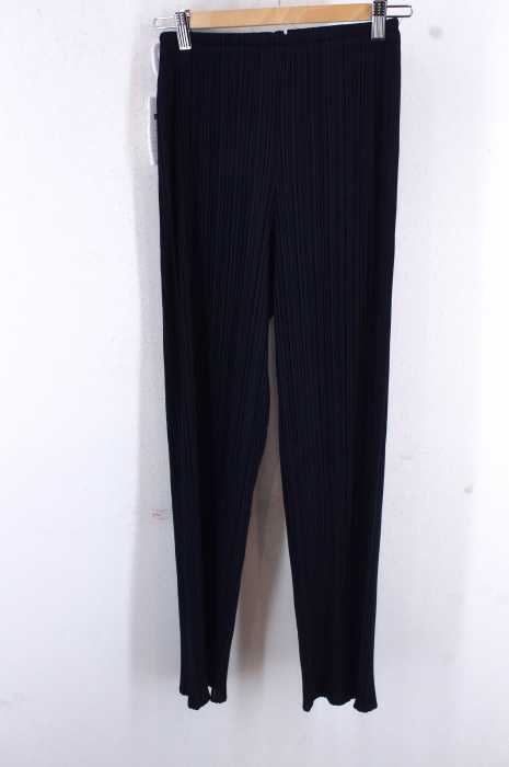 PLEATS PLEASE ISSEY MIYAKE （プリーツプリーズイッセイミヤケ） プリーツパンツ レディース パンツ