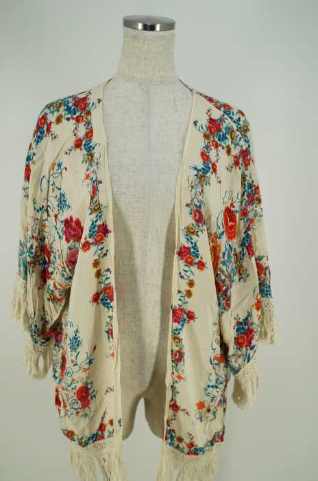 ZARA TRF （ザラティーアールエフ） フリンジ装飾花柄トップス レディース トップス