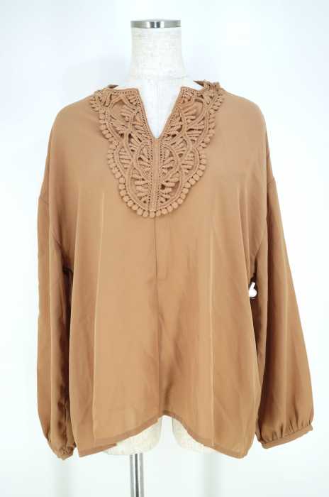 Riche Glamour（リシェグラマー） レース装飾シフォントップス レディース トップス