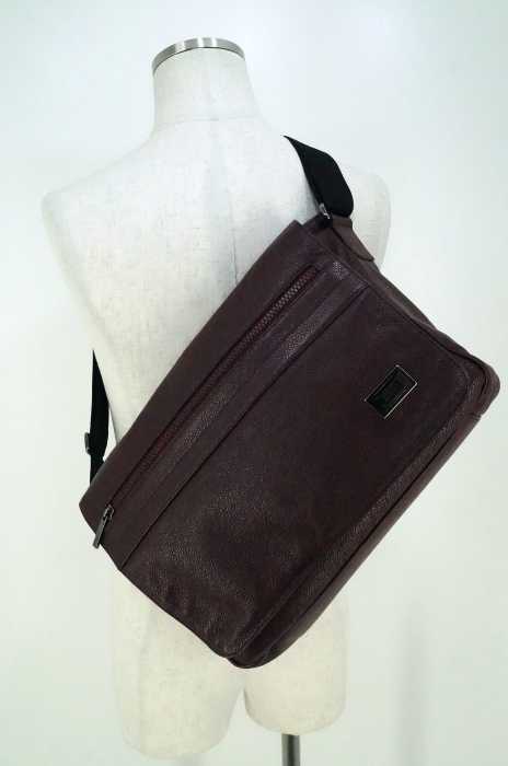 ARMANI COLLEZIONI （アルマーニコレツィオーニ） レザーショルダーバッグ メンズ バッグ